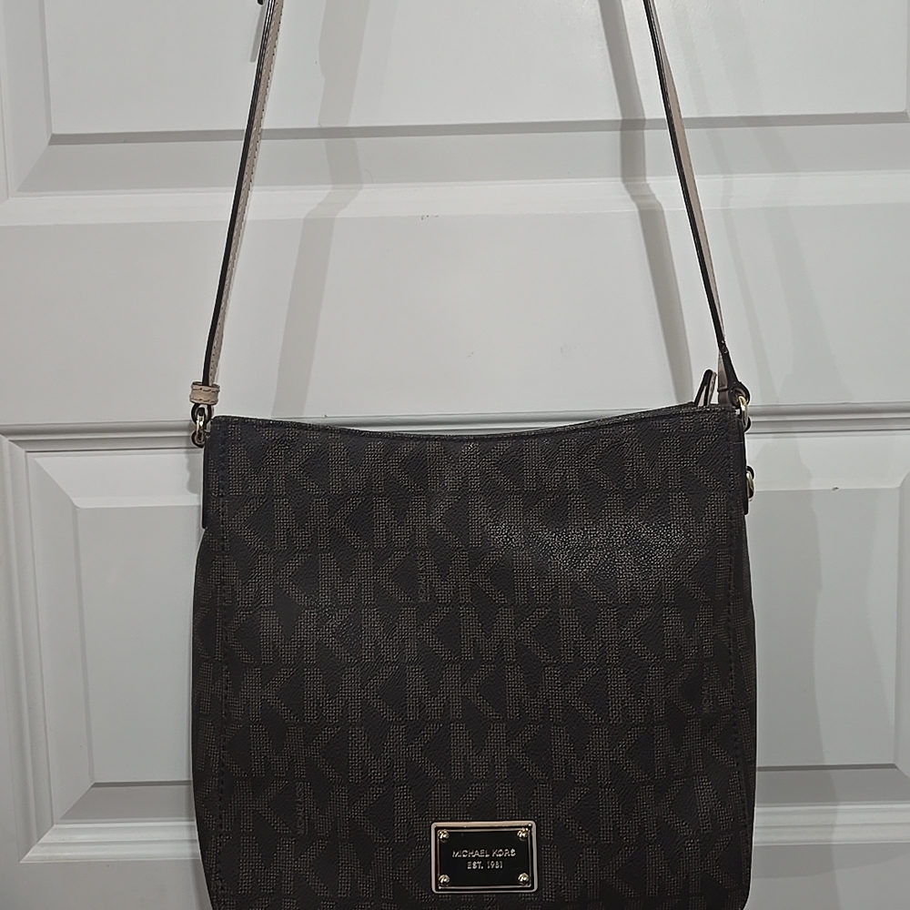Michael Korsโ Brown Signature Crossbody Bag